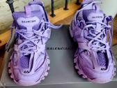 Balenciaga kedai