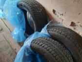 225/60r18 padangos