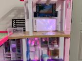 Barbiu namas su baseinu Mattel firmos - nuotraukos Nr. 4