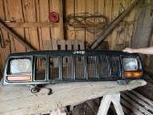 Jeep Cherokee Xj facelift priekis