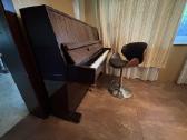 Pianinas Lirika