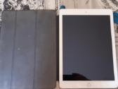 Apple iPad 5. 32 GB. Statosi Sim Kortele.be Iklaud - nuotraukos Nr. 2