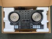 Native Instruments Traktor Kontrol S2 Mk3 Dj