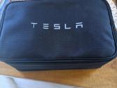 Visiškai naujas Tesla model Y kablys/komplektas