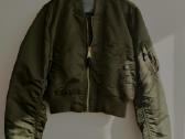 Parduodame Alpha Industries