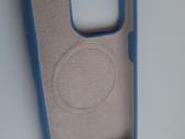 iPhone 15 pro deklas su Magsafe