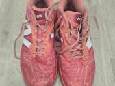 New Balance V2
