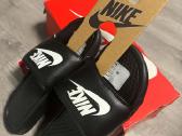 Slepetes Nike naujos