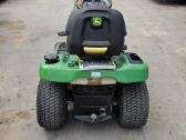 Patikimas sodo traktoriukas John Deere X300 - nuotraukos Nr. 4