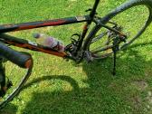 KTM dviratis gero stovio