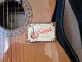 Parduodama apynaujė klasikinė gitara su priedais - nuotraukos Nr. 11
