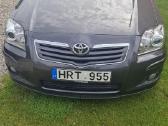 Parduodu toyota avensis