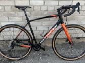 Rock Machine Gravelride 200