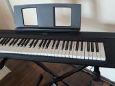 Skaitmeninis pianinas Yamaha Piaggero Np-15 juodas