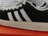 Adidas Kedai - nuotraukos Nr. 2