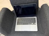 Apple MacBook Pro 13 A2338 iCloud