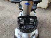 Skuteris Invacare Leo, 8 km/h, 4 ratai - nuotraukos Nr. 3