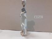 Porceliano mergaitė su šuniuku. H-21cm - nuotraukos Nr. 7