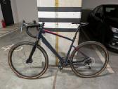 Giant Revolt gravel