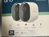 Arlo Pro 4 stebėjimo kameros su naktiniu matymu