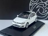 Volkswagen Golf VII 1:43 - nuotraukos Nr. 2