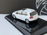 VW Golf V 1:43 - nuotraukos Nr. 7