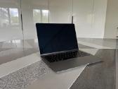 MacBook Air 13 2020 i5/16gb/256gb