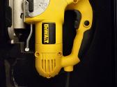 Dewalt siaurapjūklis