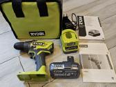 Suktuvas Ryobi R18dd3 + 2.0ah baterija + kroviklis
