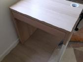 Micke Ikea rašomas stalas.