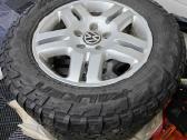 VW Touareg Ratlankiai su purvo padangom R18 5x130