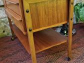 Vintažiniai mid century tikmedžio staliukai - nuotraukos Nr. 25