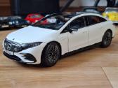 1:18 dilerinis Mercedes Eqs
