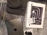 MacBook pro 14inch M4 24gb RAM 512