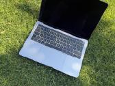 MacBook pro 13 2019 A1989 modelis Dalims