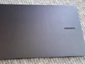 Itin plonas ir galingas Samsung Np930xed - nuotraukos Nr. 3