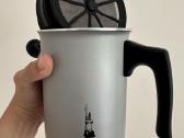 Bialetti Tuttocrema Rankinis pieno putojimo indas