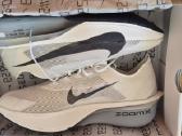 Nike Zoomx Vaporfly next% 4