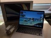 MacBook pro M2 2022m.