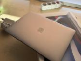 MacBook pro M2 2022m. - nuotraukos Nr. 3