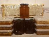 Medus, pikis (propolis), bičių duonelė, vaškas - nuotraukos Nr. 3