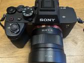 Parduodu idealios būklės Sony A7r V fotoaparatą.