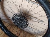 Cube galinis ratas 29' padanga 2.6 + Hg 12s kasete