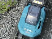 Akumuliatorinė žoliapjovė Makita Dlm382z 380mm