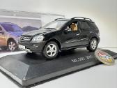Mercedes-benz Ml 500 2005 juoda 1:43 De Agostini D