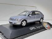 Opel Signum pilka 1:43 Schuco [klijuotas ratas]