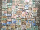 Įvairūs banknotai