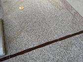 Granito plyteles