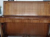 Pianinas Lyrika