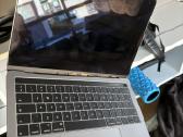 MacBook Pro 13 2019 ant detalių